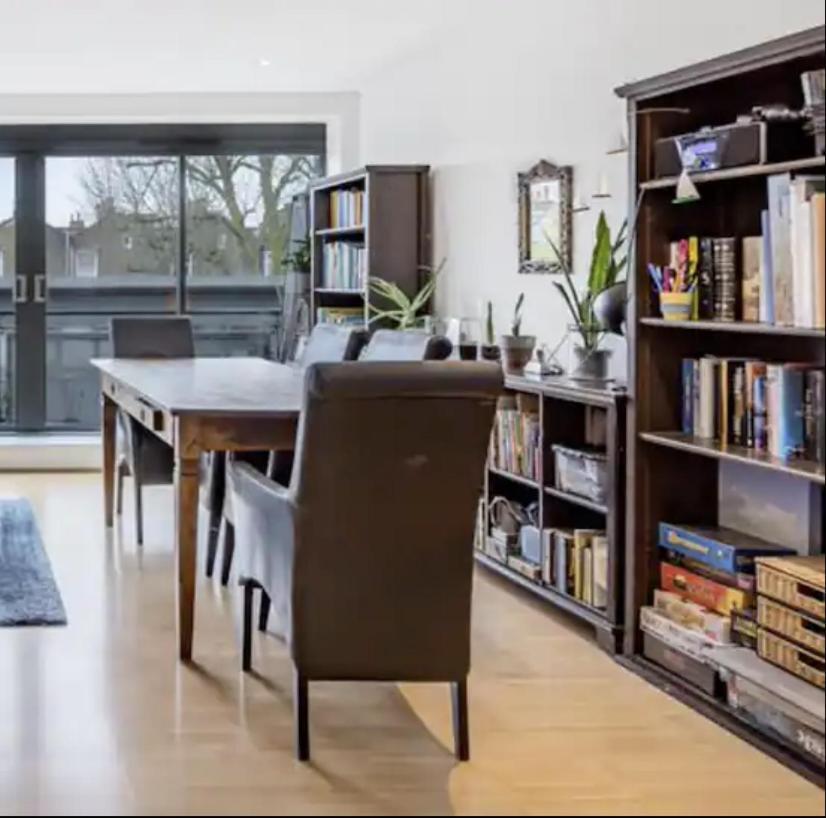 Spacious, Bright And Modern Flat In Holloway Londres Exterior foto